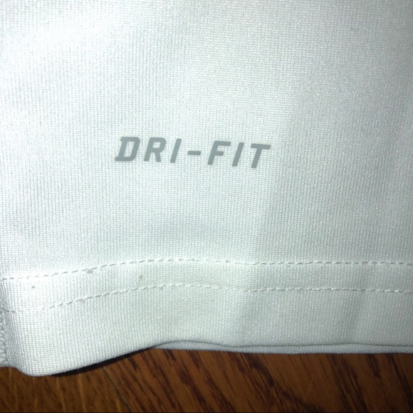 Nike DRI-FIT tank top...White...Size S - Picture 3 of 3